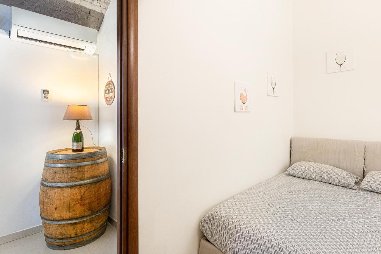 La Cantinetta Di Milano - The Wine Cave In Milan, Huge 110Sqm Apartment Next To Central Station Exterior photo