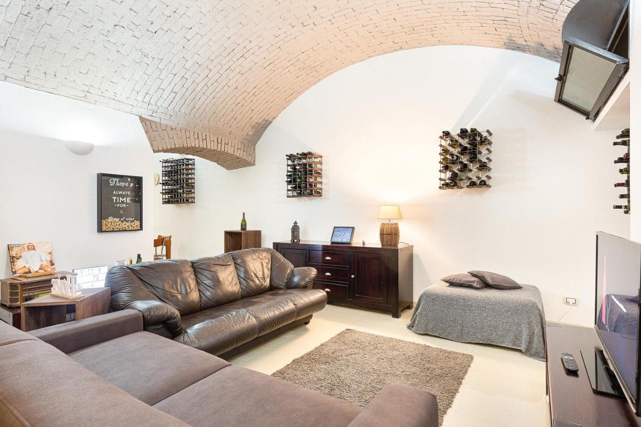 La Cantinetta Di Milano - The Wine Cave In Milan, Huge 110Sqm Apartment Next To Central Station Exterior photo