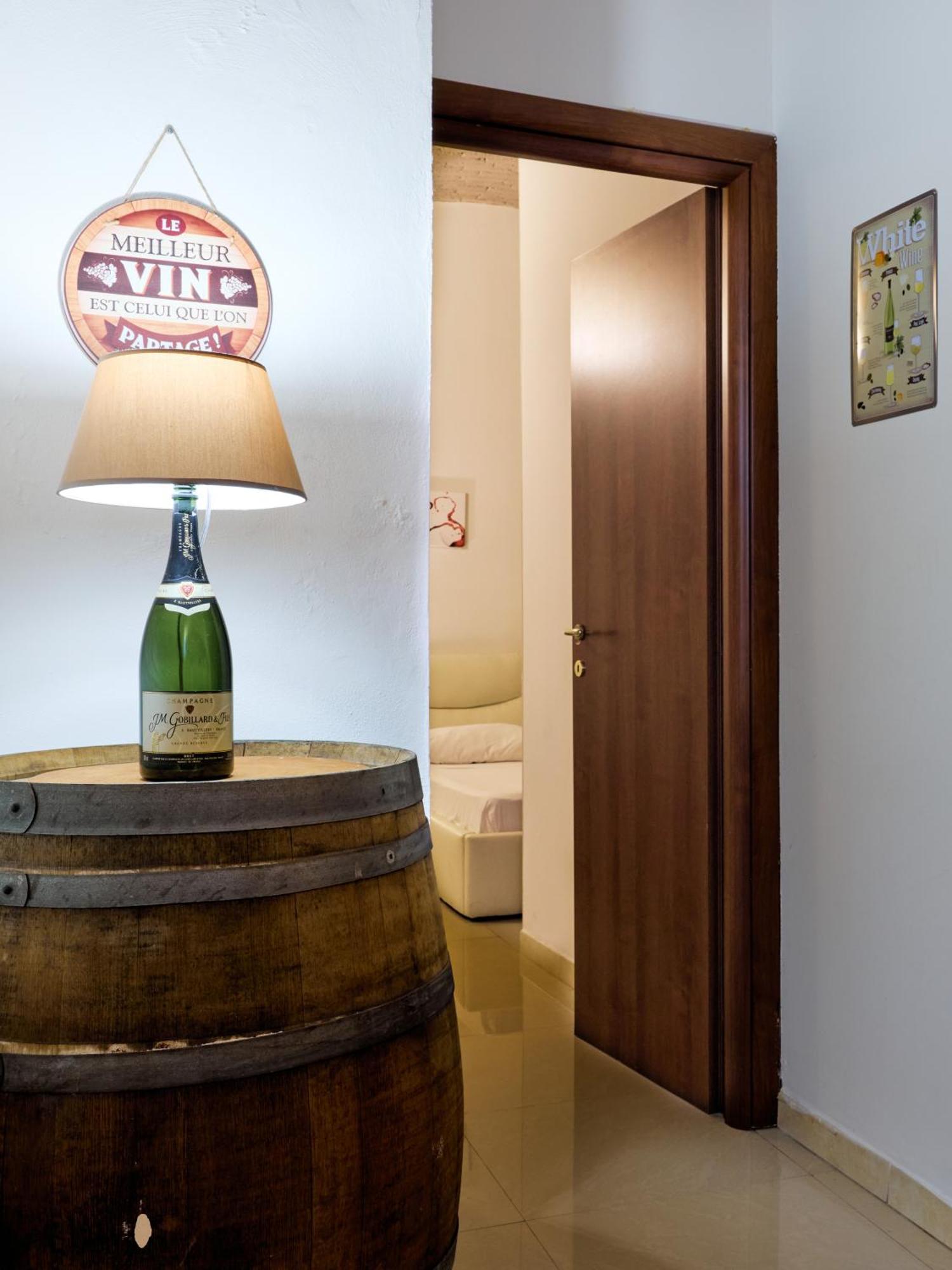 La Cantinetta Di Milano - The Wine Cave In Milan, Huge 110Sqm Apartment Next To Central Station Exterior photo